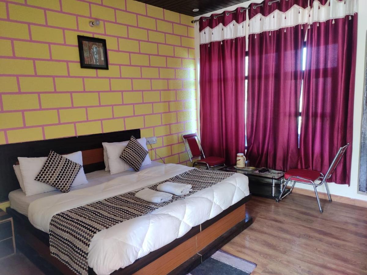 Hotel Deepraj, קאוסאני מראה חיצוני תמונה