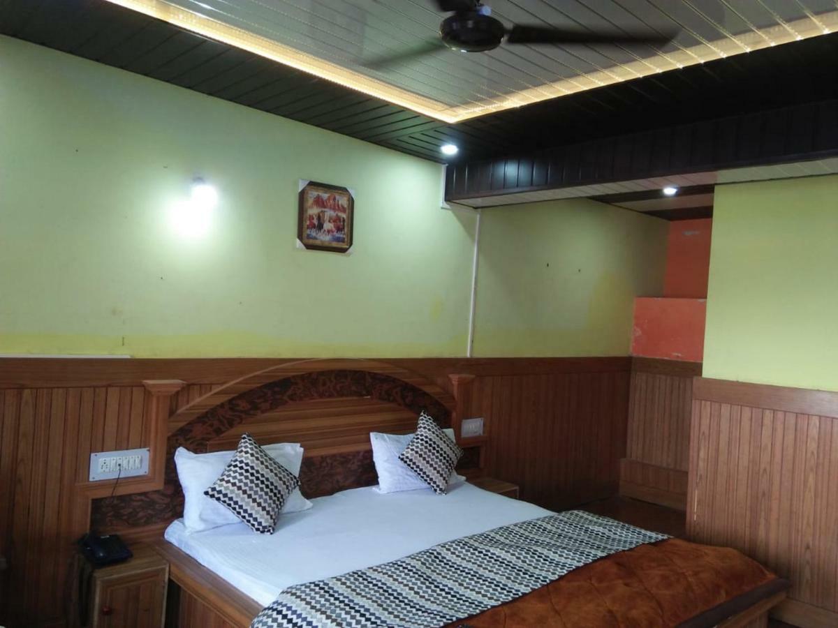 Hotel Deepraj, קאוסאני מראה חיצוני תמונה