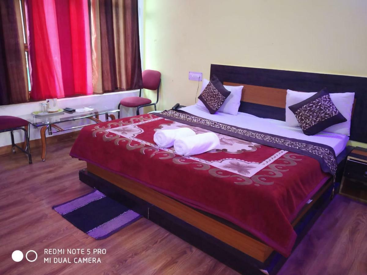 Hotel Deepraj, קאוסאני מראה חיצוני תמונה